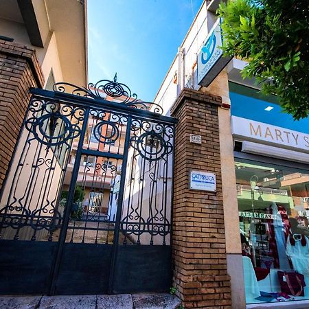 Domus Marti Hotel Formia Exterior foto